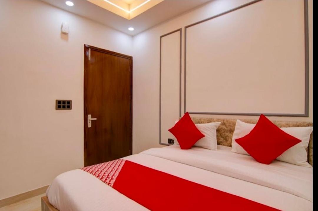 Hotel Neon Tower New Delhi Luaran gambar