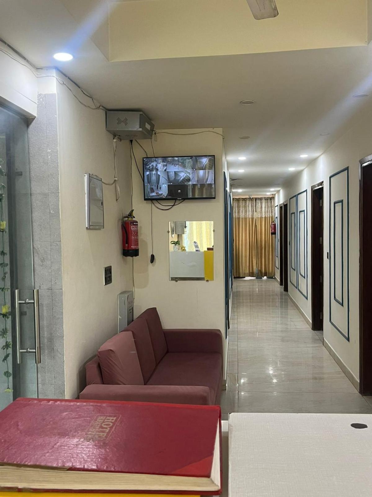 Hotel Neon Tower New Delhi Luaran gambar