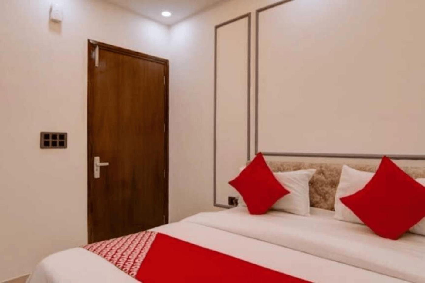Hotel Neon Tower New Delhi Luaran gambar